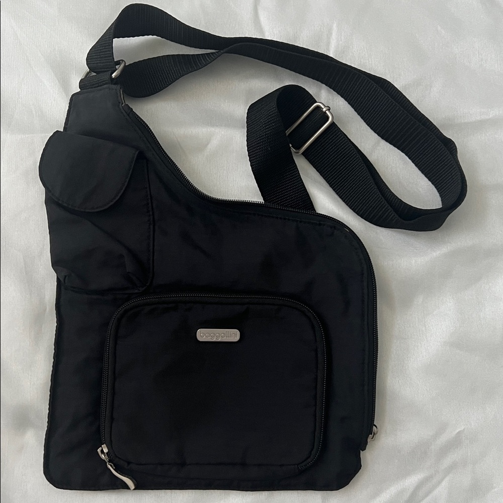 Baggallini Black Sling Messenger Bag with Adjustable Strap
